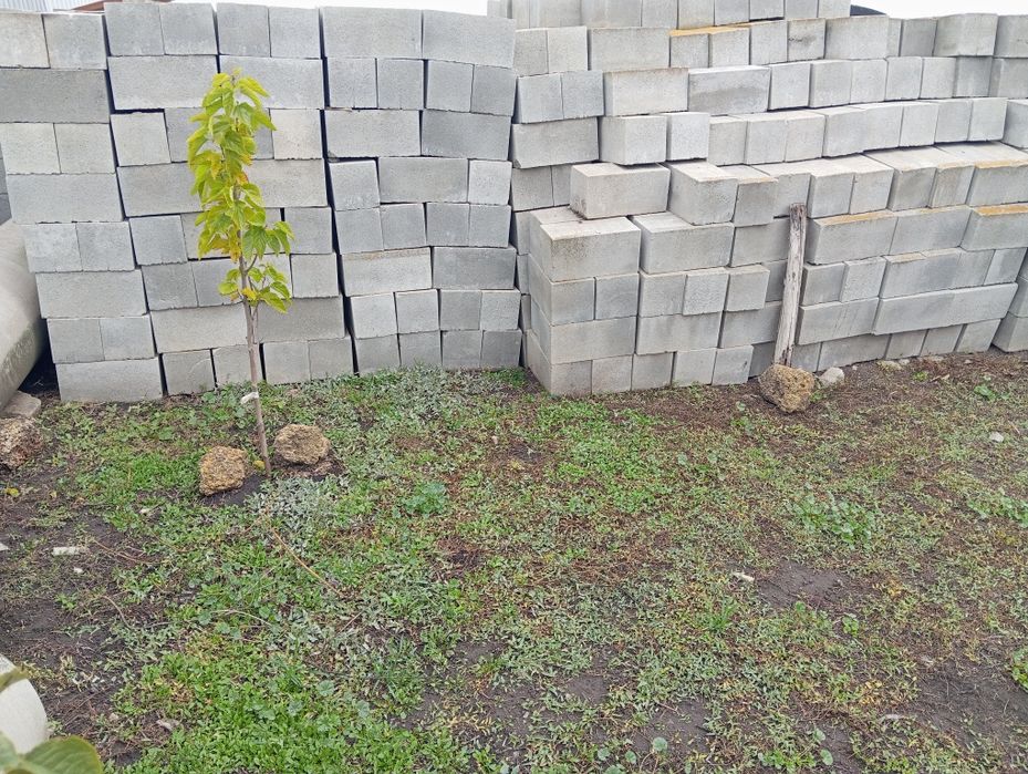 Шлакоблок продам