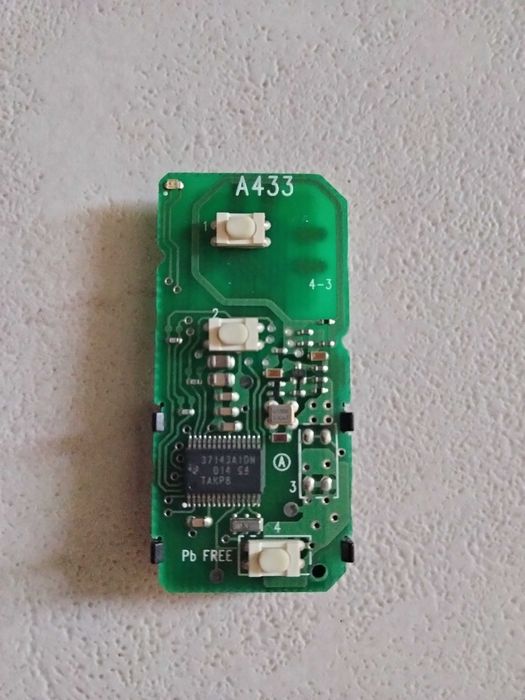 Смарт ключ  Toyota Land Cruiser Smart Key 3 кнопки