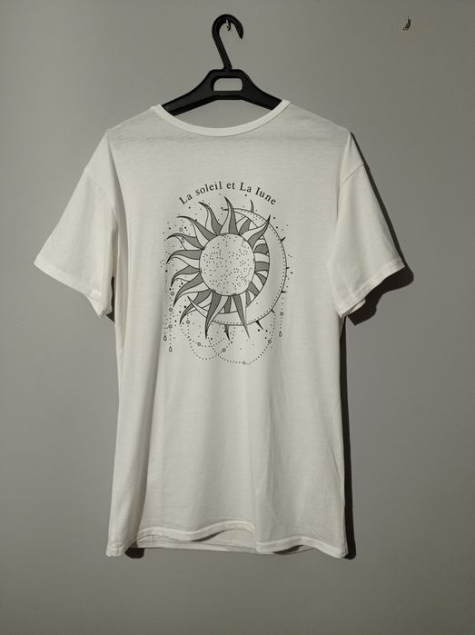 biała koszula nocna/koszulka słońce i księżyc rozmiar S
La soleil et L