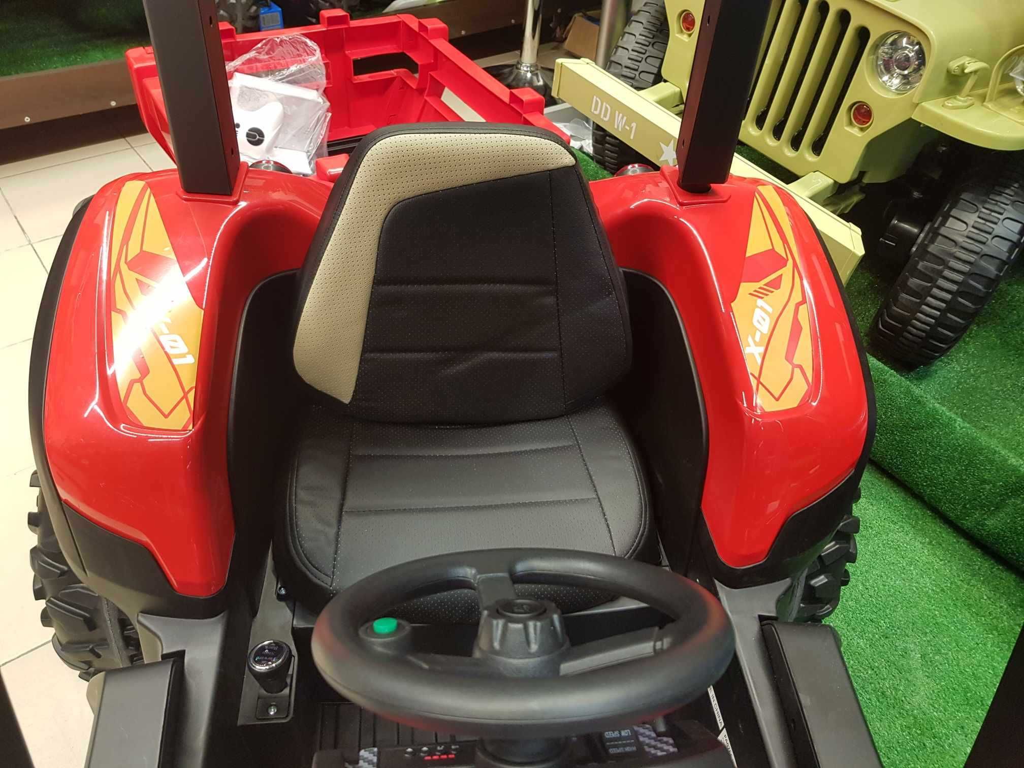 Duży traktor 4x45W z przyczepką auto autko pojazd samochód akumulator
