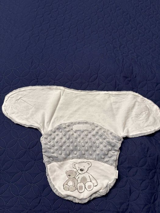 Rożek Otulacz Nicol Minky szary 48-52 cm