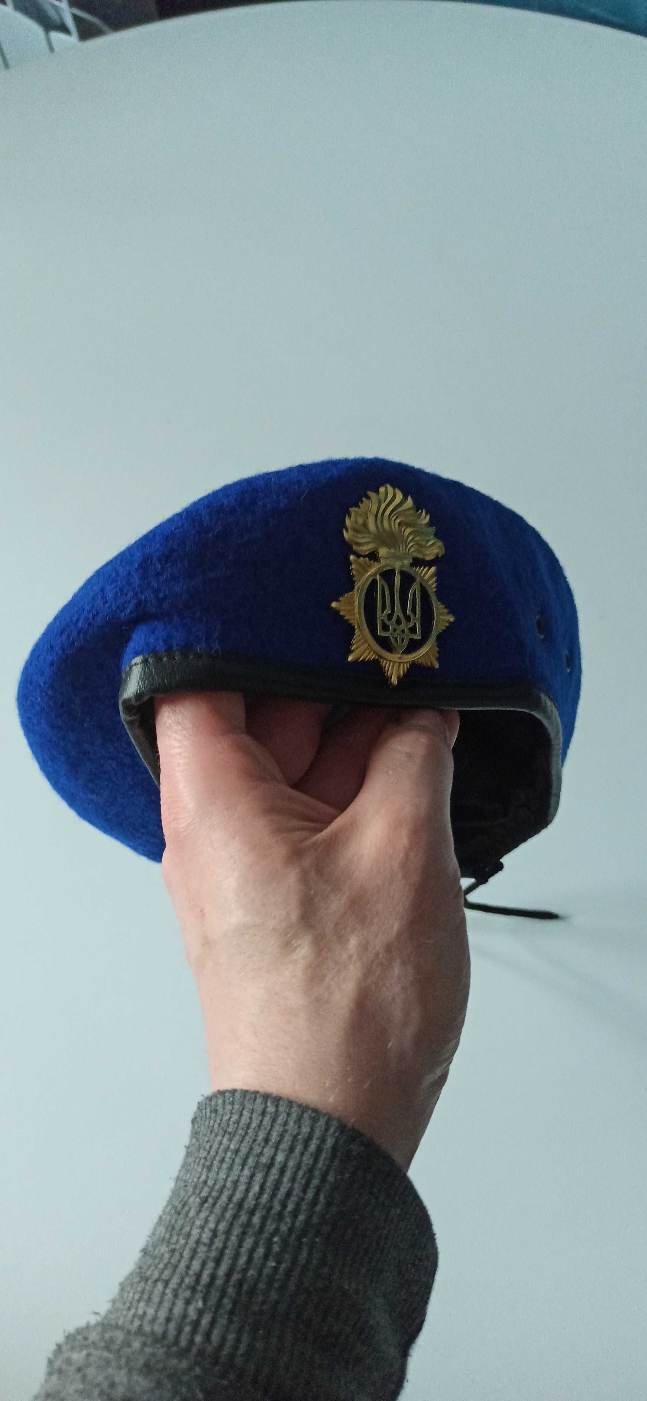 Берет НГУ волошковий