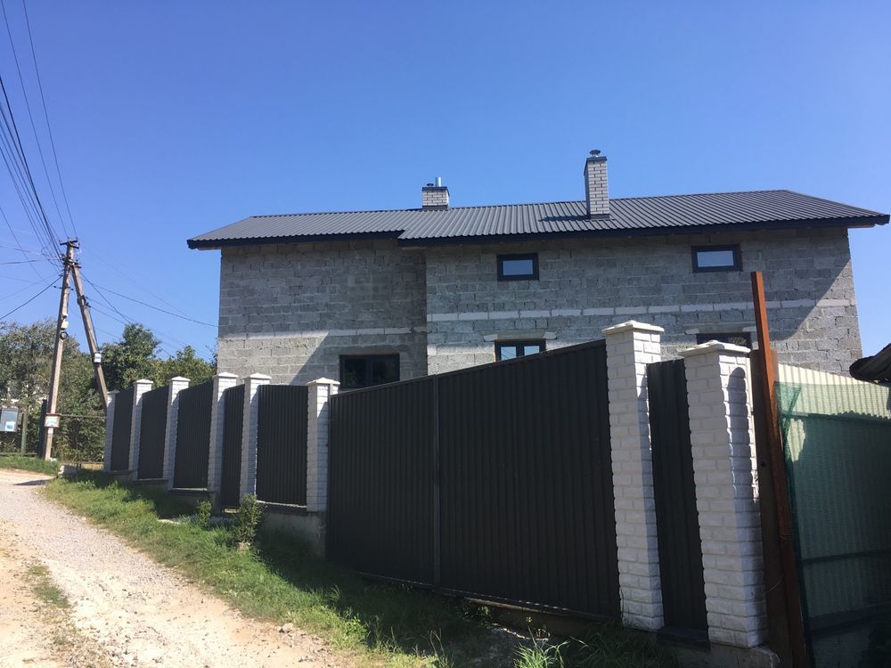 Продаж будинку  біля Львова (р-н Сихів)