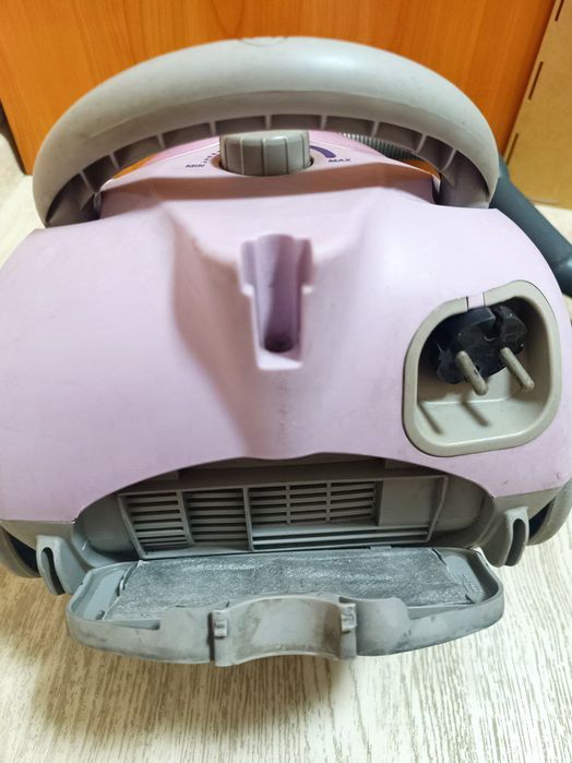 Пылесос Samsung 380W мощный