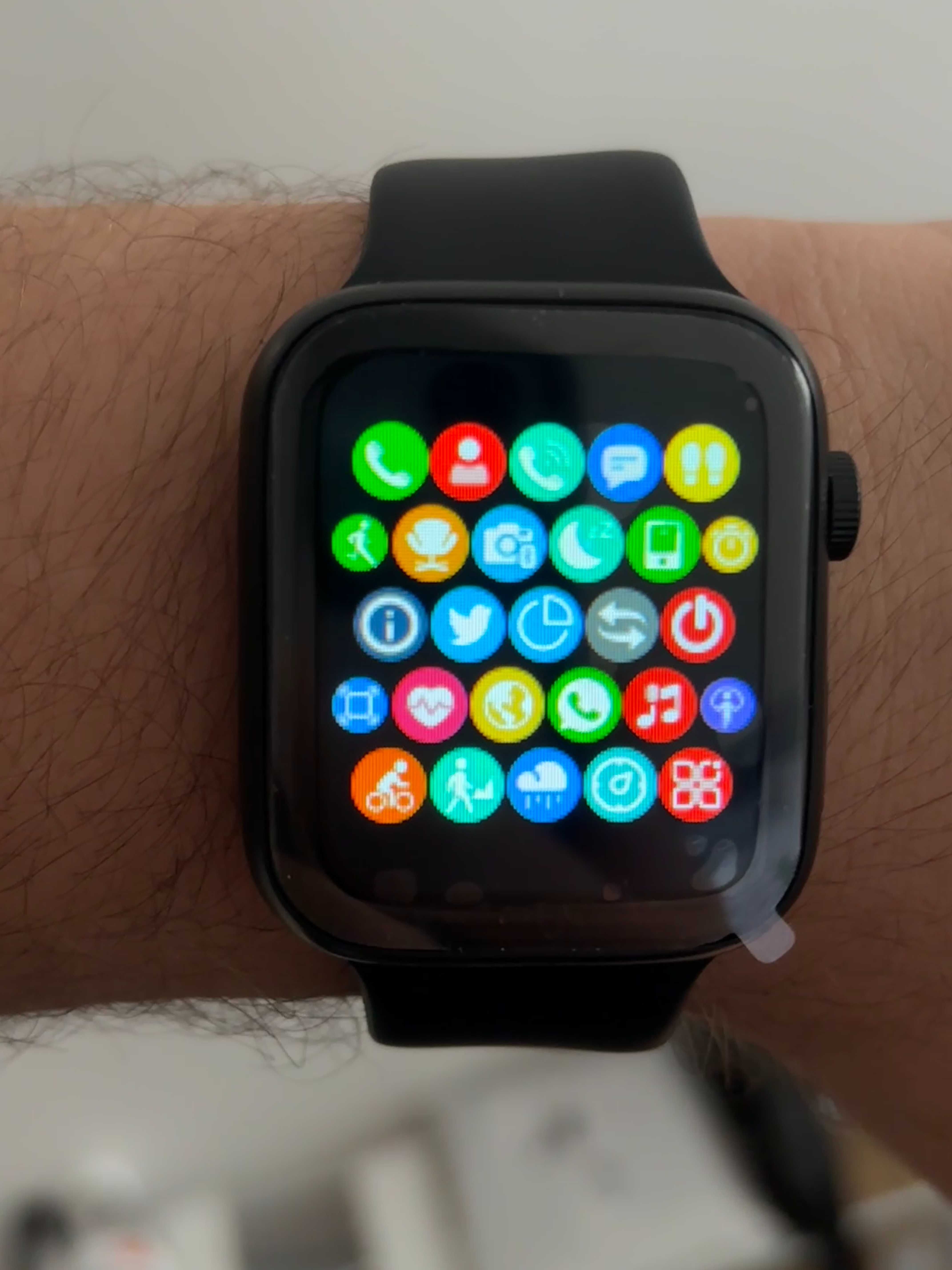 8 Pro Max – zegarek/opaska typu smartwatch | tanio!