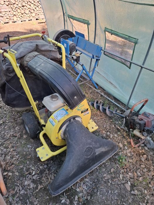 Aspirador de folhas industrial e outros