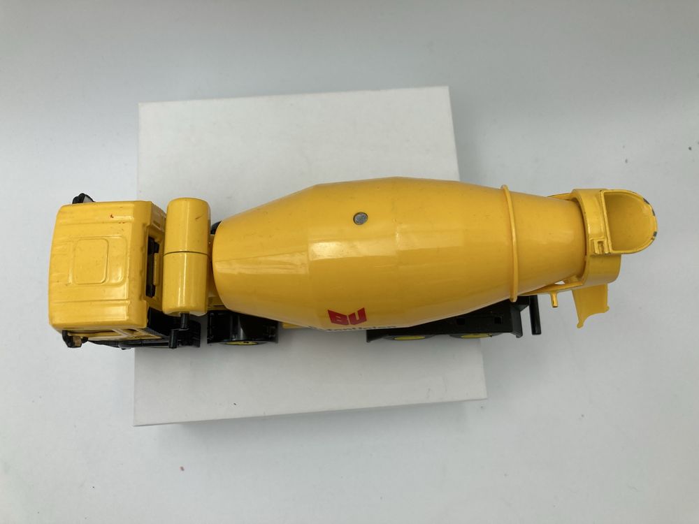 Siku betoniarka Man 3525 Super Serie Metall 1:55 Cement Mixer