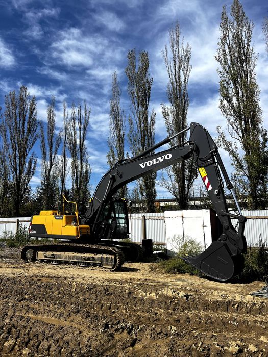 Оренда Гусеничний, Колісний Екскаватор Стрий, Львівська область