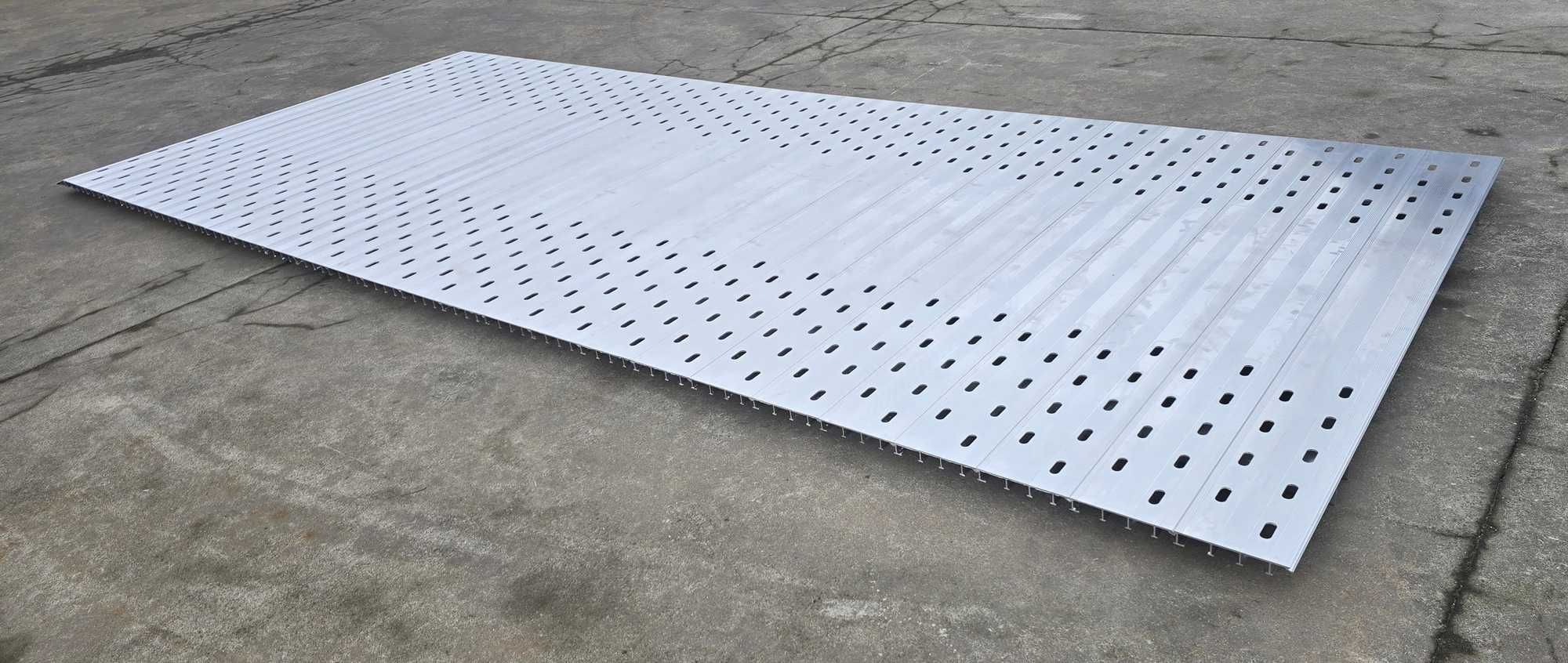 Platforma ALU 4700x2100mm deski Laweta Najazd Autolaweta Cert.VDI 2700