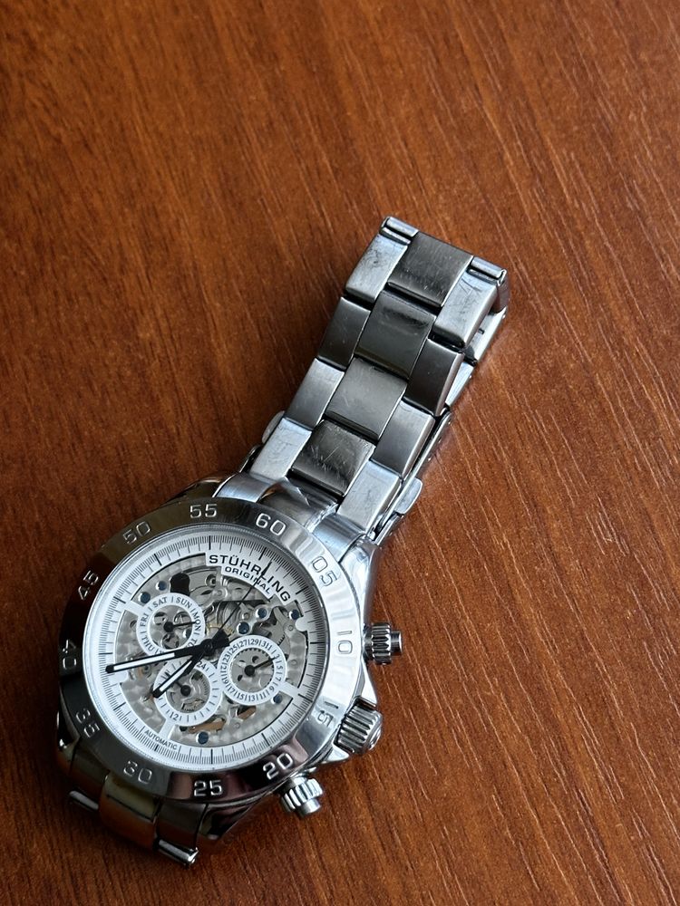 Продам Stuhrling Original 487.01