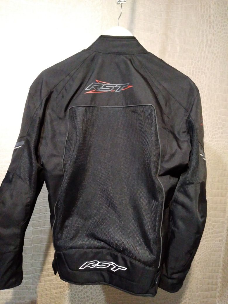 Kurtka RST performance wear S/40