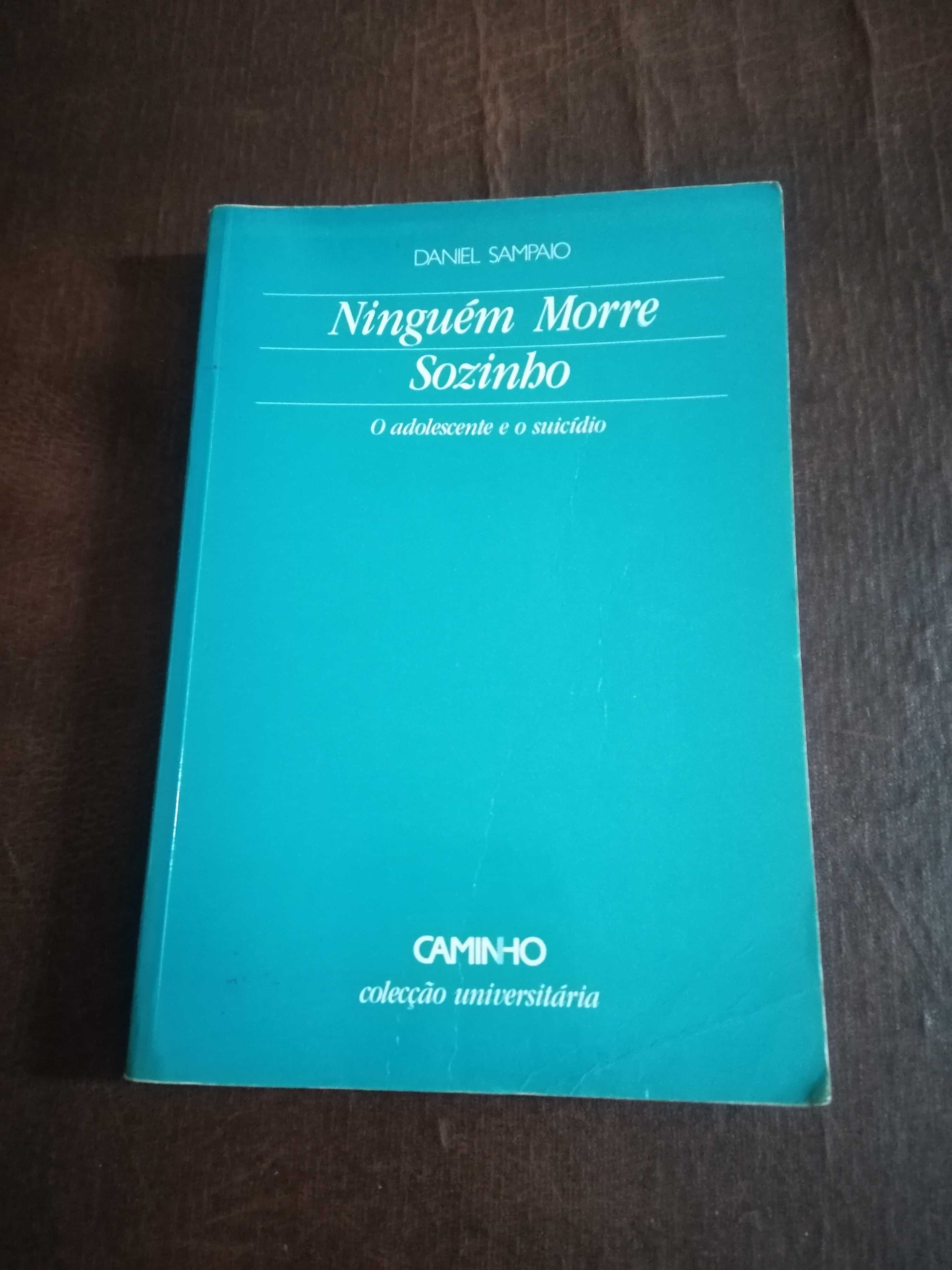 Livro "Ninguém Morre Sozinho"