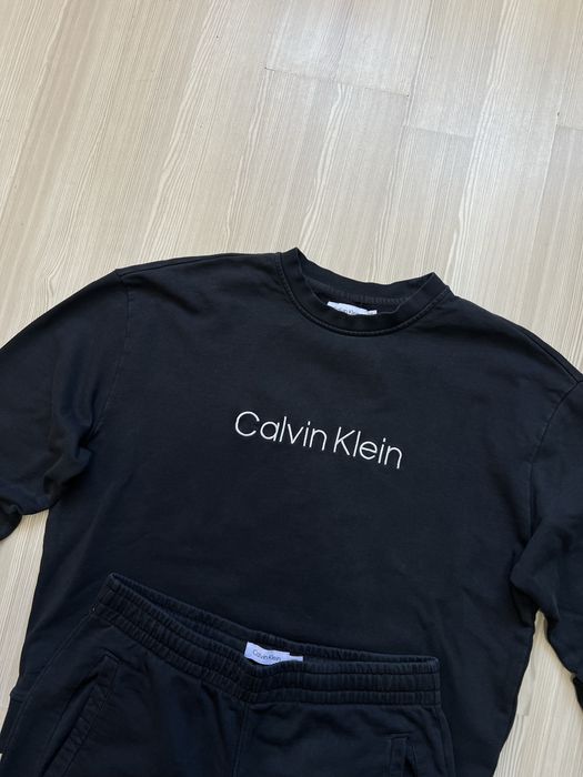 Костюм Calvin Klein M оригинал