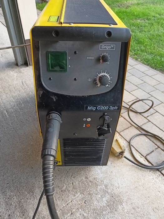 Spawarka esab 200