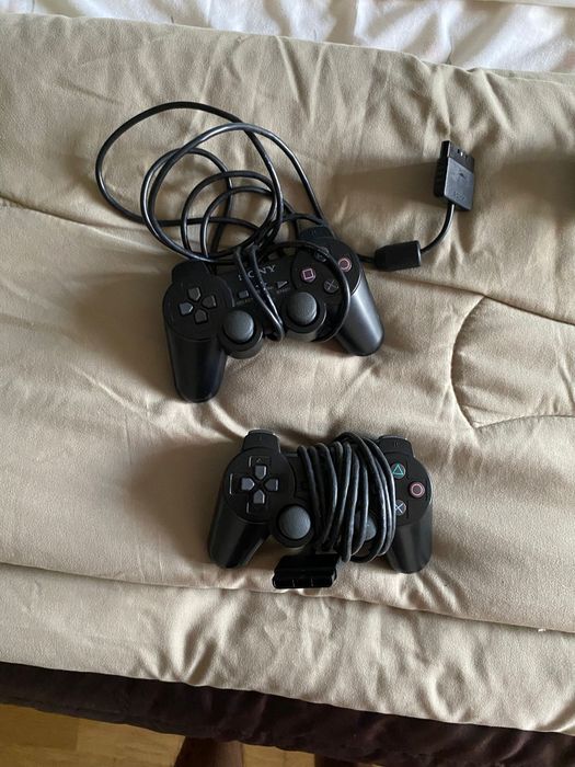 Playstation 2 + comandos + buzz