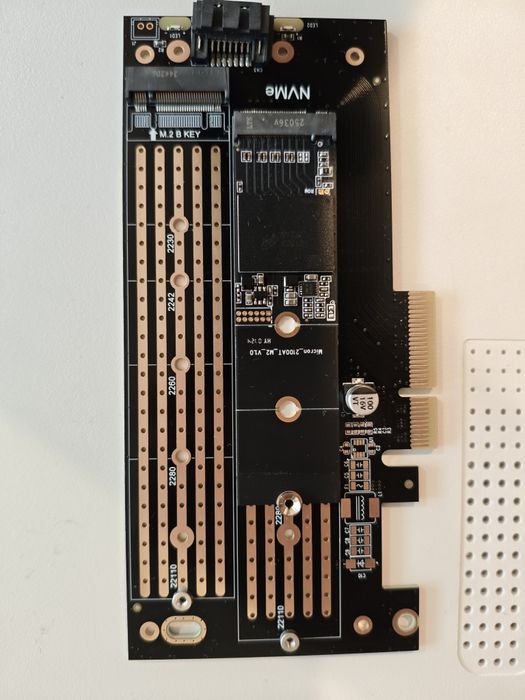 Serwer NAS Qnap TS-251D, 16gb ram, 8tb hdd (2x4tb), 256gb nvme
+ Nvme