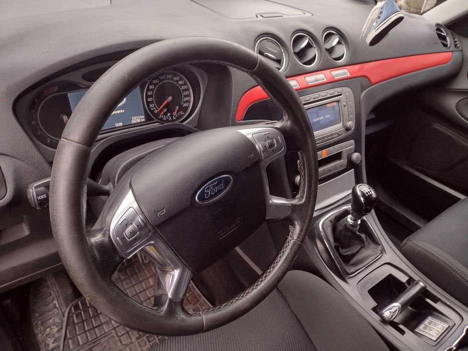 Ford S-Max 2.5 Turbo Convers+