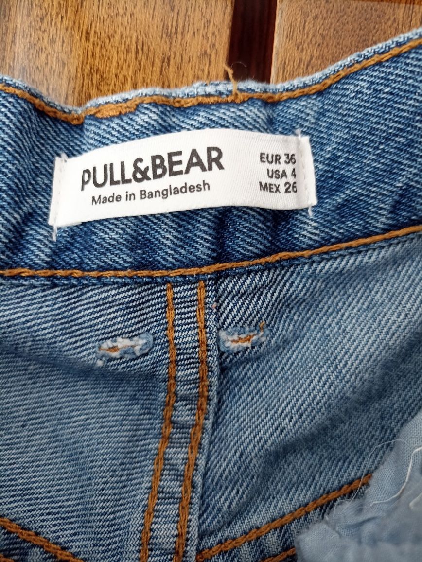 Джинсы PULL&BEAR-36р