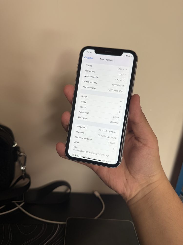 Iphone xr 64 GB Bialy IDEALNY