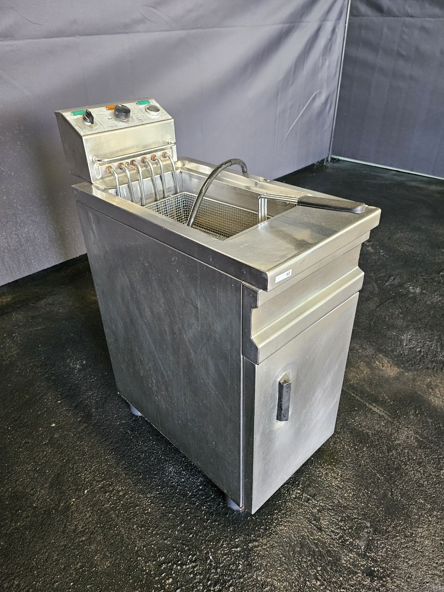 Fritadeira eléctrica trifásica