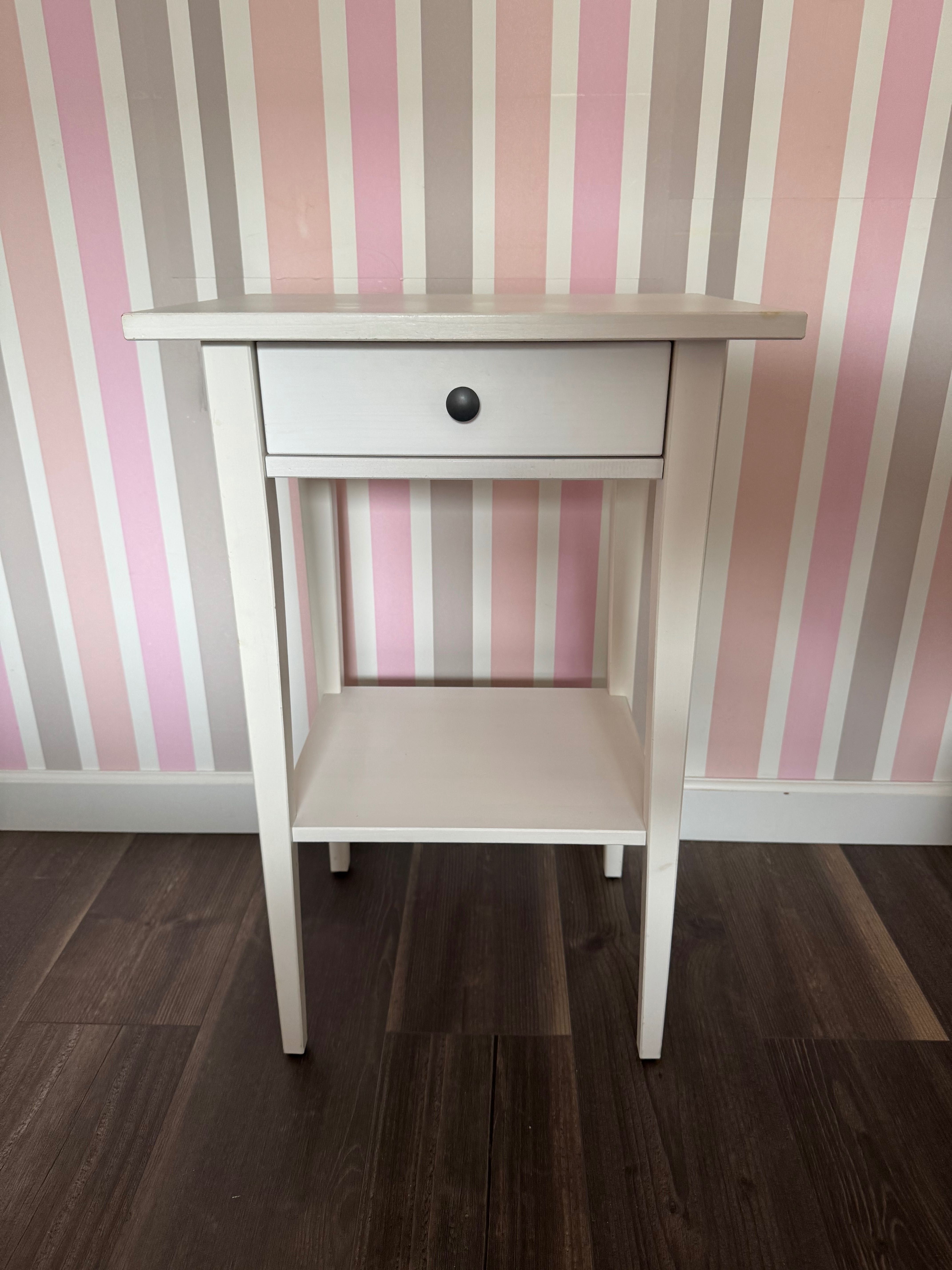 Stolik nocny Hemnes Ikea