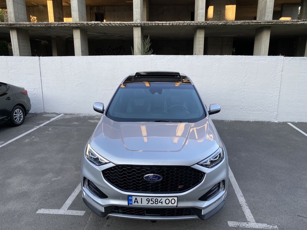 Продам срочно  Ford Edge ST 2018