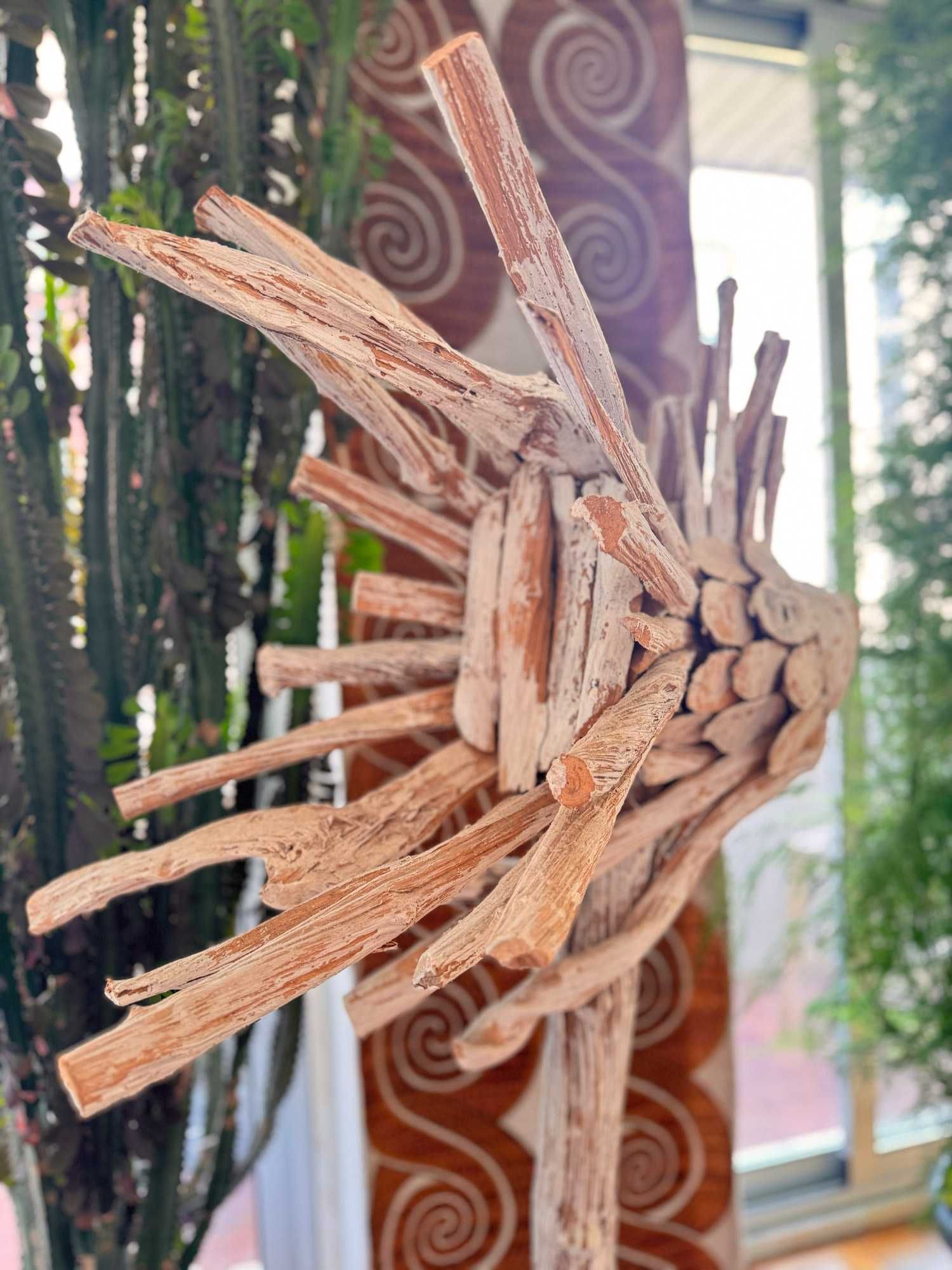 Escultura de Peixe em Madeira – Bali