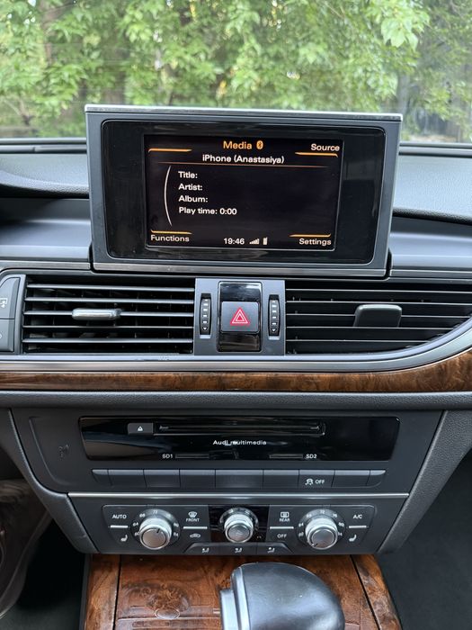 Продам авто Audi a6 c7 2015