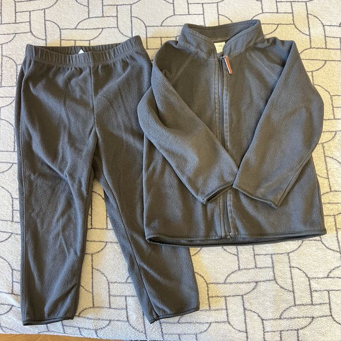 Брендовий комплект дитячого одягу