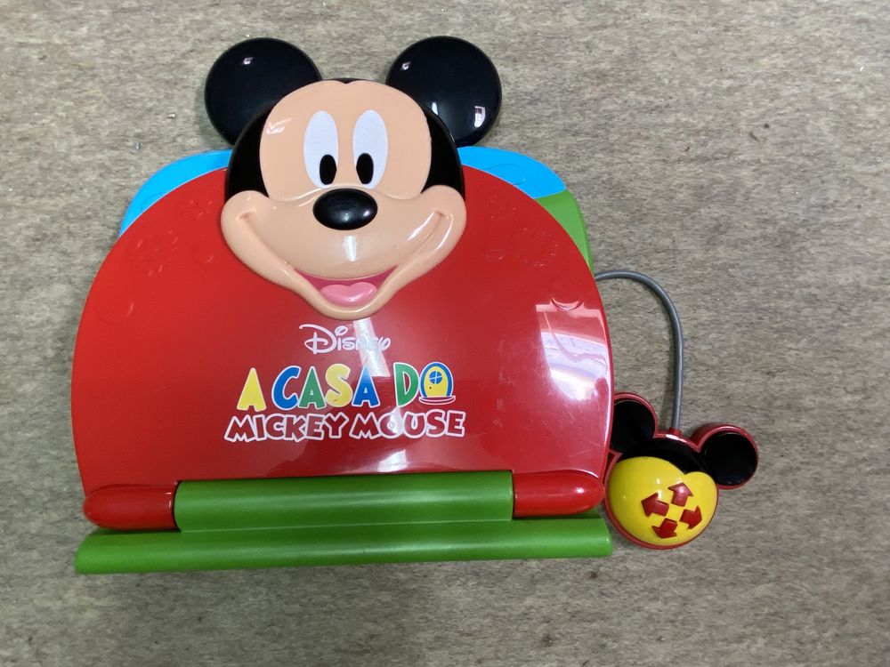 Computador infantil do mickey