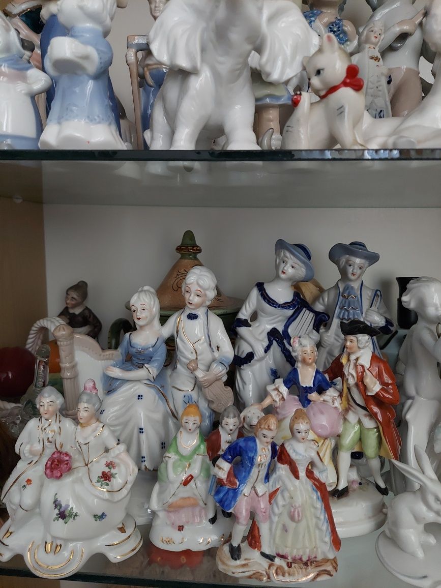 Royal  , porcelana  , porcelanowa figurka para , muzycy