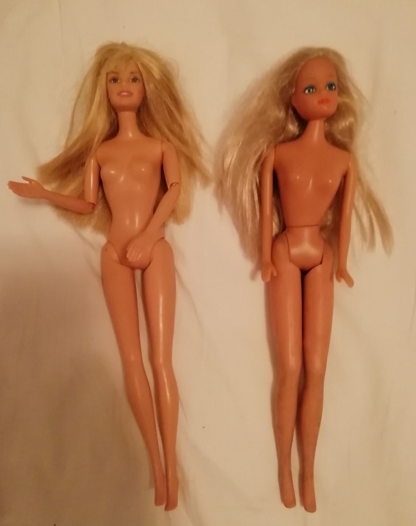 Bonecas tipo Barbies