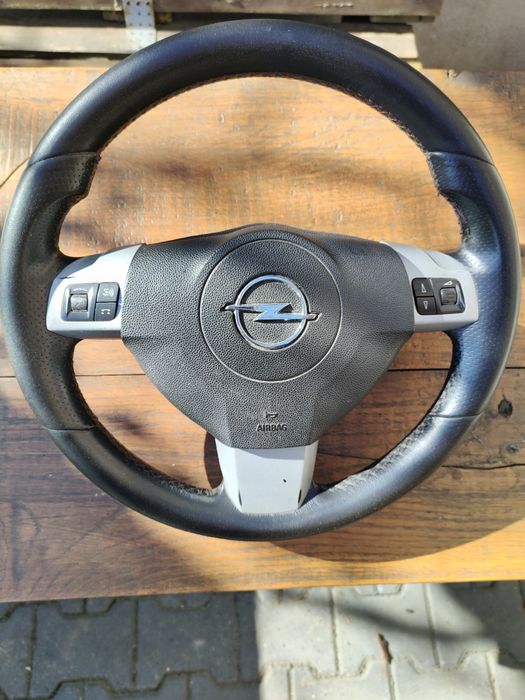 Kierownica Opel Astra H III Zafira b skórzana sport opc gtc multi