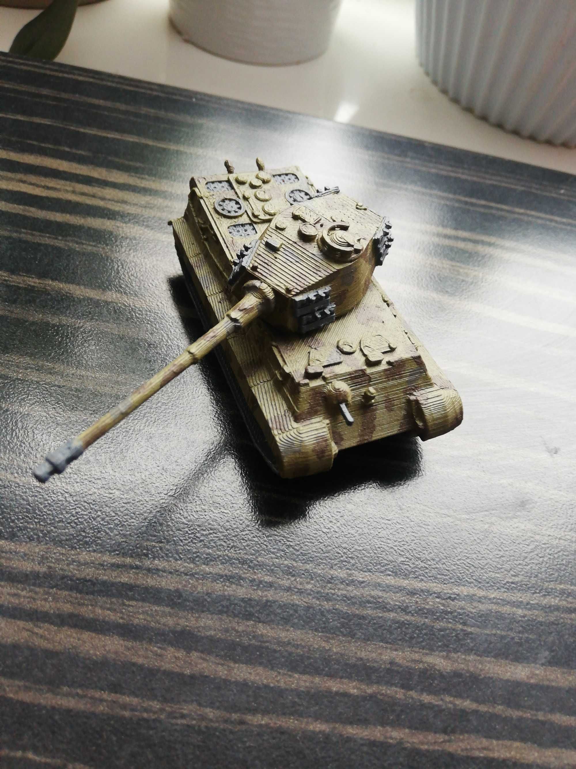 Model plastikowy Tiger II
