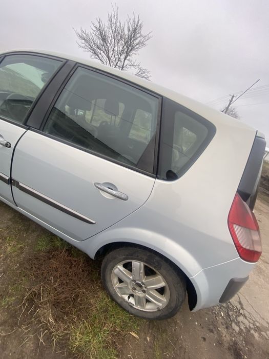 Scenic 2 1,9 дизель 2003