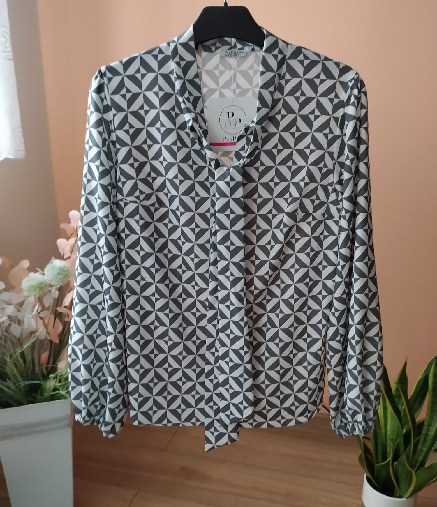 Elegancka bluzka wiązanie krawat we wzory print 36 S purpura bufiaste