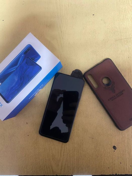 Продам смартфон Huawei honor 9x 128gb в ідеальному стані