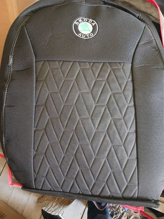 Авточохли чехлы Skoda Octavia Tour A5 А7 Tour Superb Fabia Karoq Yeti