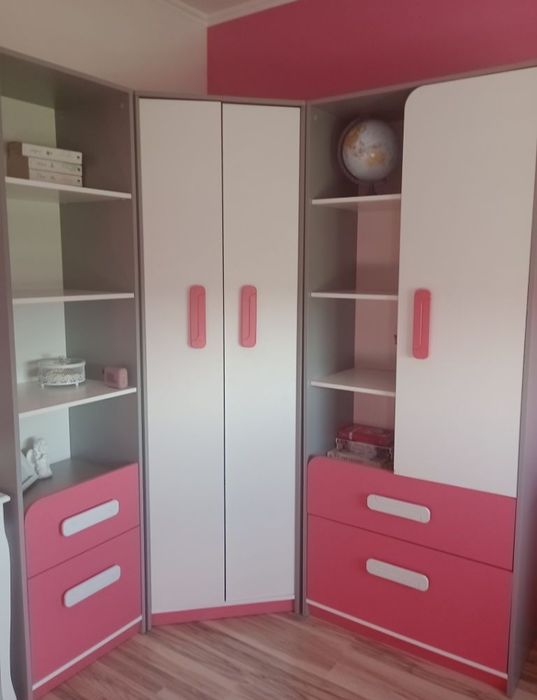 Zestaw mebli dla dziewczynki