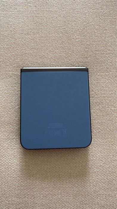 Samsung Galaxy Z Flip 5 - 6.7" 256GB/8GB Dual SIM Azul