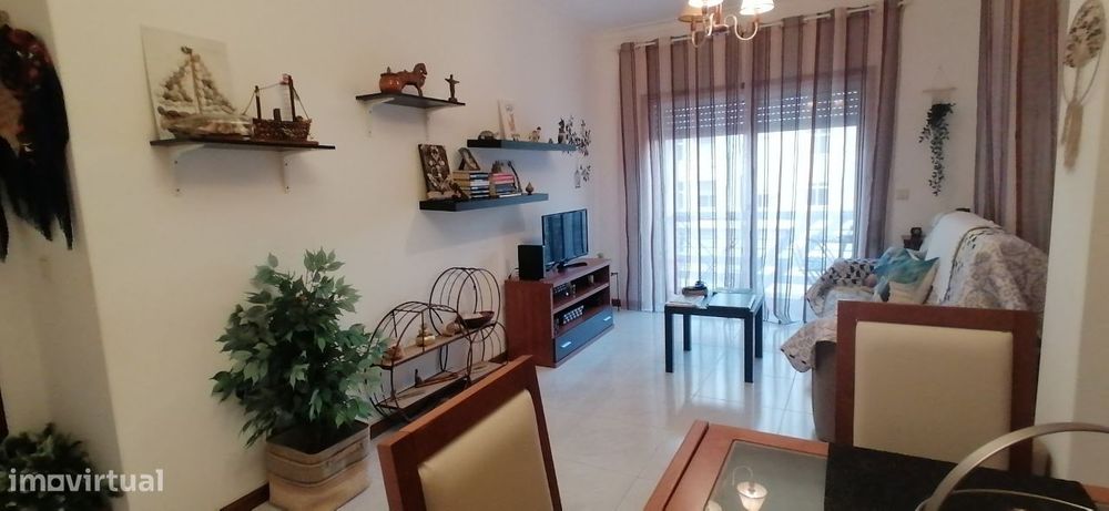 Apartamento T2 - Vistas de mar