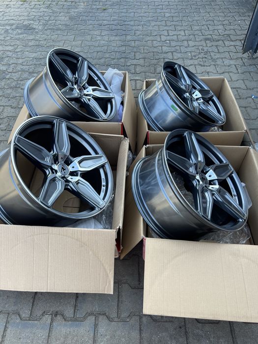 5/120 R20 Диски BMW 7 F01 , X5 F15 / Tesla X / Camaro