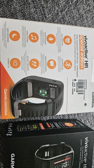Garmin Vivoactiv HR Special Edition