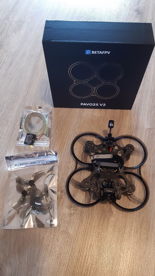 Pavo 25 V2 Betafpv  Caddx Vista