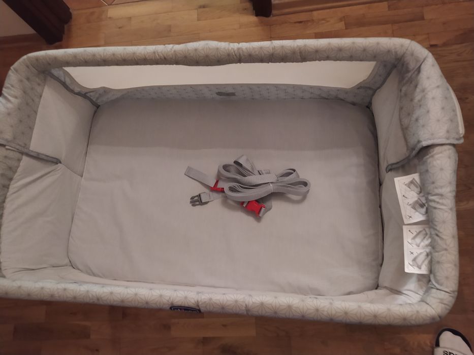 Przystawka do łóżka dla niemowlaka  chicco