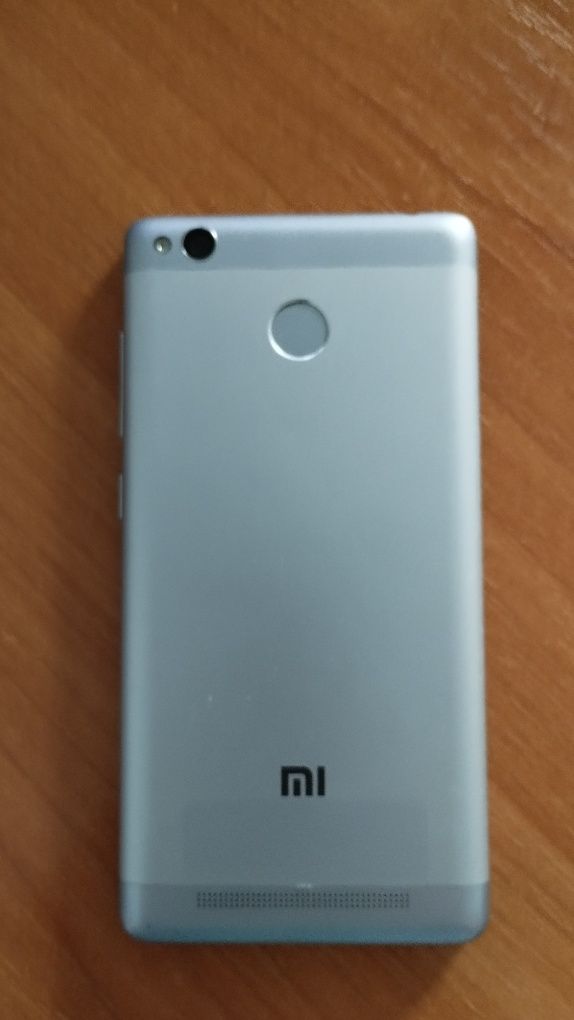 Смартфон Xiaomi Redmi 3S 2/16