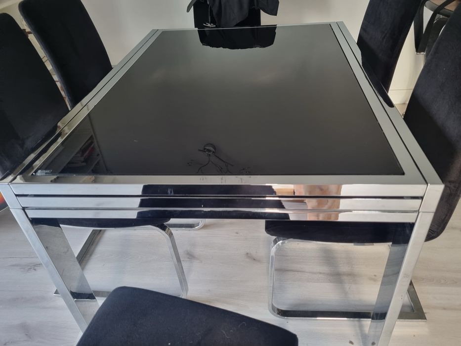 Stol i 6 krzesel wloski styl glamour grube szklo rozkladany