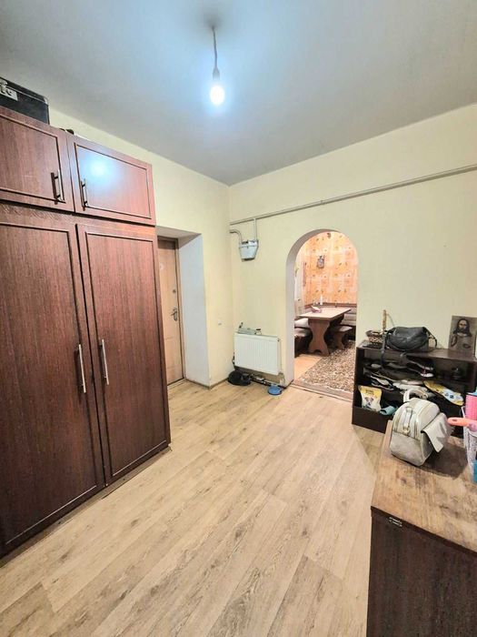 Продам міцний будинок 154 м2 в районі пивзаводу.