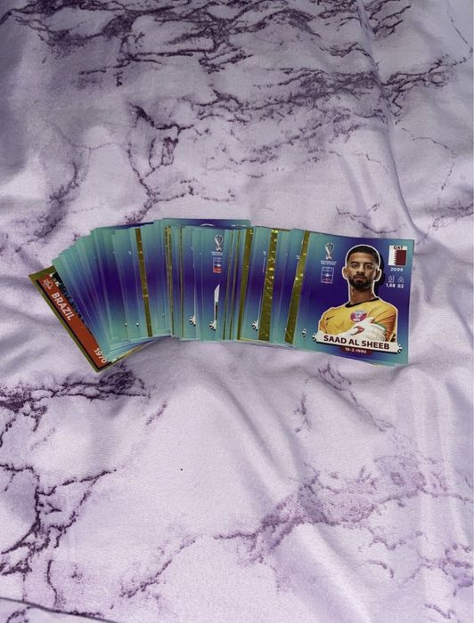 Troco ou vendo cromos do mundial do qatar 2022