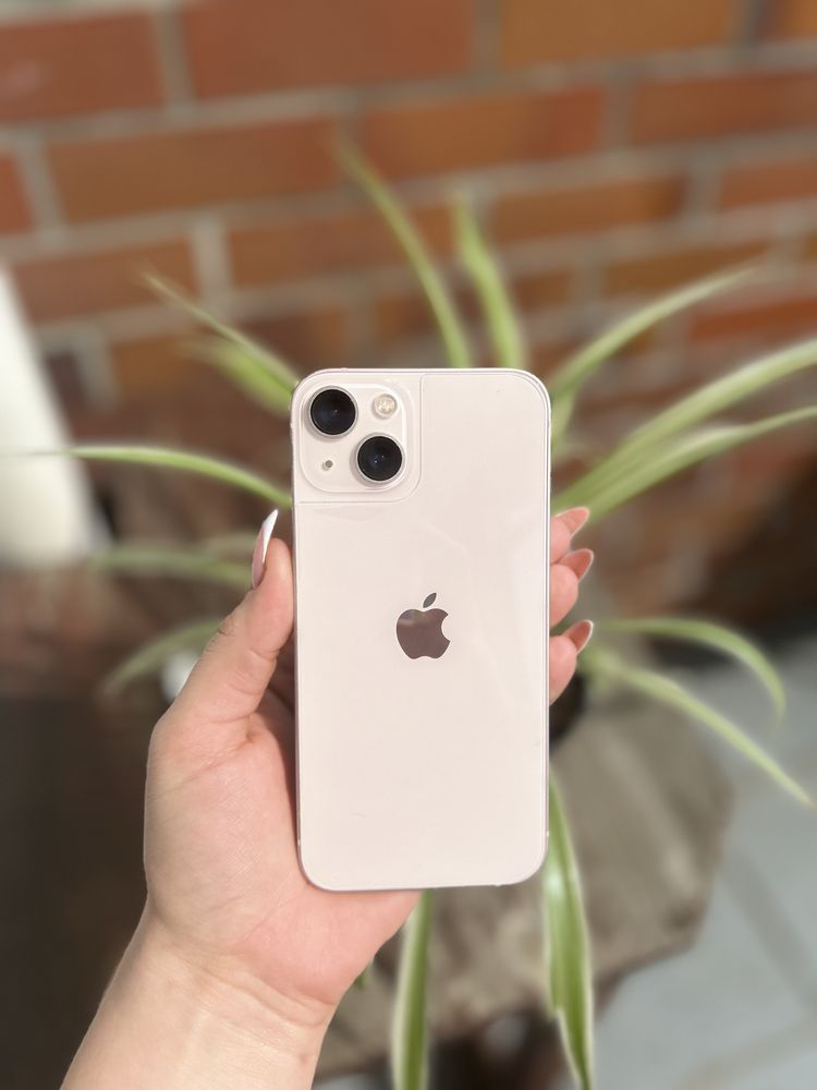 iPhone 13 pink 128 gb